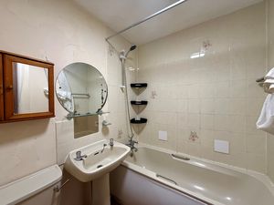 Photo 10- click for photo gallery